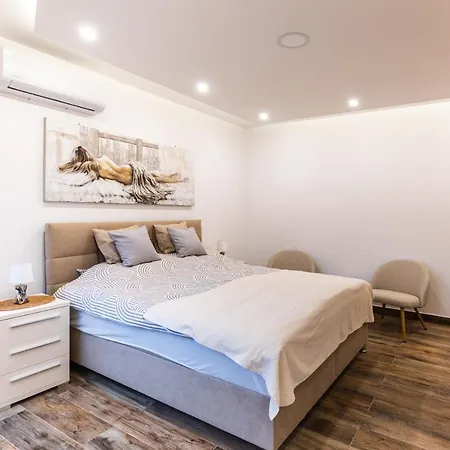 Apartment Hedonica Nebeske Vode Vrdnik